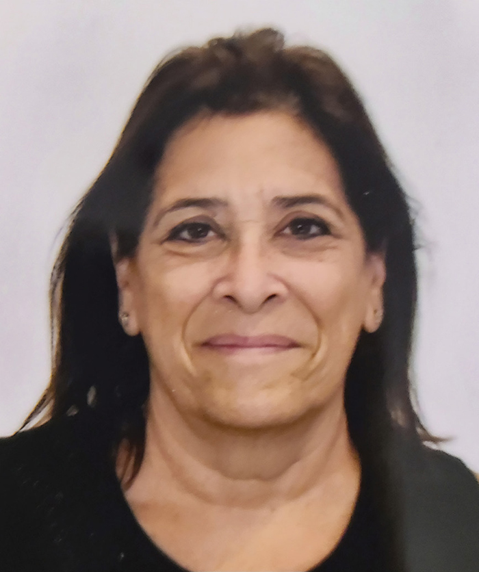 Miriam Hanan headshot